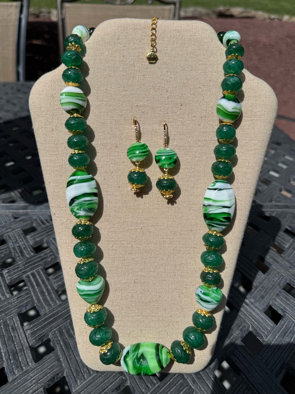 Artisan Green Swirl Glass & Carved Emerald Beaded Necklace & Earring Set